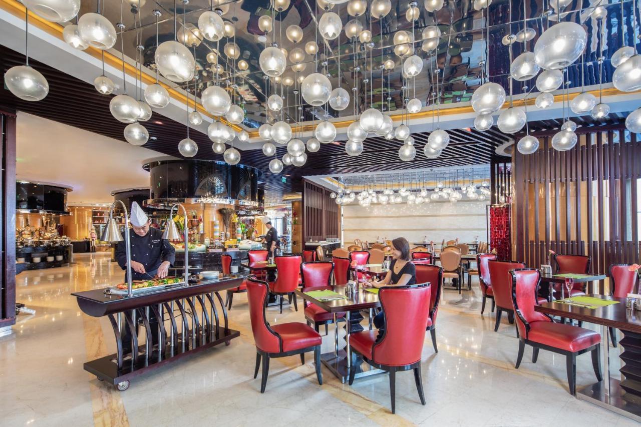 Hotel Wyndham Grand Plaza Royale Colorful Yunnan Kunming Exterior foto